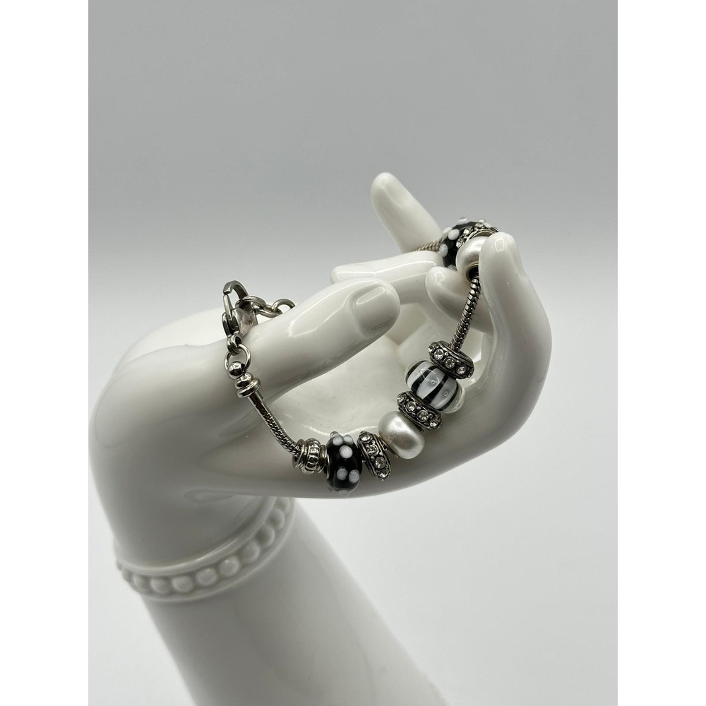 Bella Perlina Silver Tone Sliding Charm Bracelet Black White Faux Pearl 8"